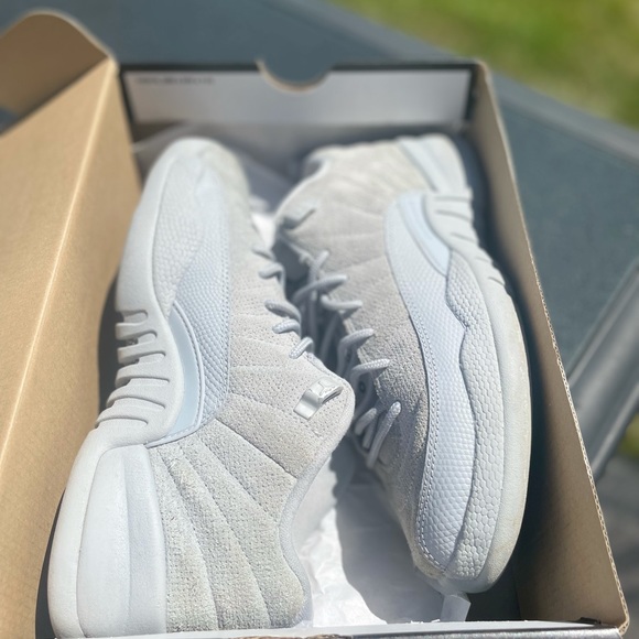 Jordan 12 Retro Low Wolf Grey - Picture 2 of 4